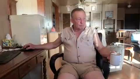 dakit online show from April 29, 1:59 pm