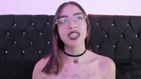 Snapshot of dakitty_moon chatting on January 20, 3:50 pm dakitty_moon online show from January 20, 3:50 pm