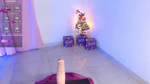 VALENTINA  online show from December 22, 8:00 am