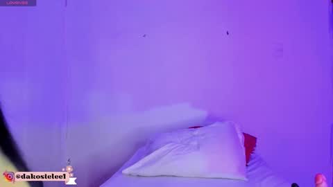 dakostelee1_ online show from October 8, 9:56 pm