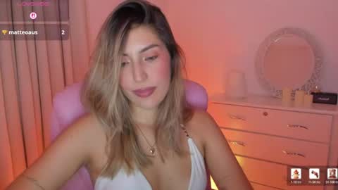 Snapshot of dakota_clark chatting on July 24, 11:58 pm Helloo HAPPY NEW YEAR Ill be back soon online show from July 24, 11:58 pm