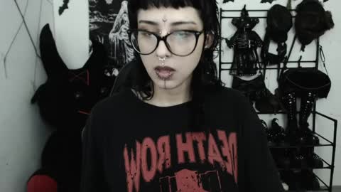 dakota online show from April 10, 2:50 am