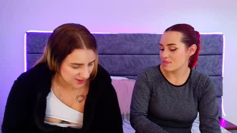 Dakota-Megan online show from February 9, 2:32 pm