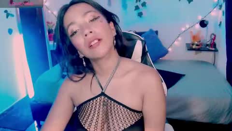 Caroliina online show from September 19, 6:41 pm