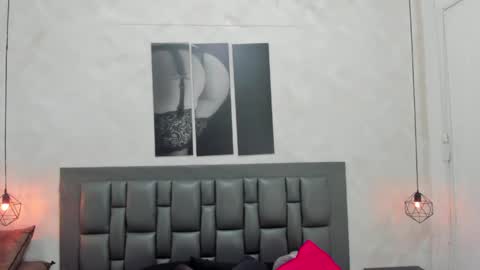 Dakota  online show from May 13, 12:13 pm