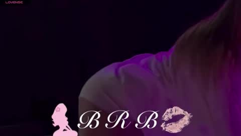 dakotaajohnnson online show from October 7, 11:29 am