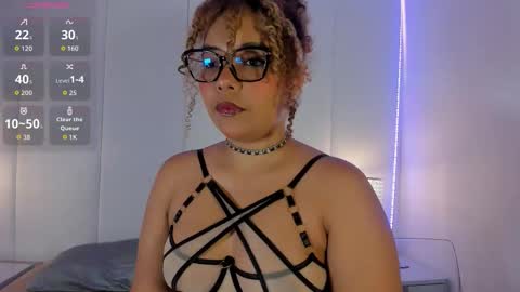  Danna  online show from March 25, 11:49 am