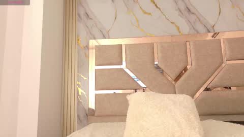 dakotatylerrr online show from October 14, 11:11 am