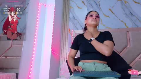 Snapshot of dakotatylerrr chatting on March 9, 11:03 am dakotatylerrr online show from March 9, 11:03 am