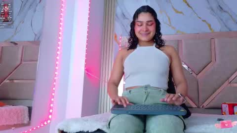 Snapshot of dakotatylerrr chatting on March 25, 11:16 am dakotatylerrr online show from March 25, 11:16 am