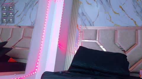 Snapshot of dakotatylerrr chatting on April 1, 12:17 pm dakotatylerrr online show from April 1, 12:17 pm