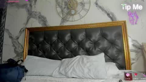 Snapshot of dalaymoore_ chatting on March 22, 8:12 pm Dalay online show from March 22, 8:12 pm