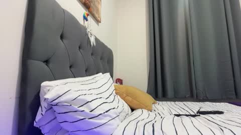 Snapshot of dale_sag chatting on February 24, 2:42 am Poloprince online show from February 24, 2:42 am