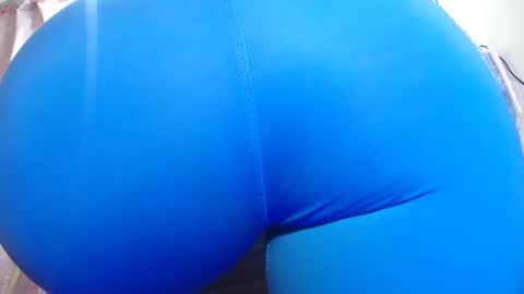 Snapshot of daleska_delicious1 chatting on February 7, 2:50 am daleska_delicious1 online show from February 7, 2:50 am