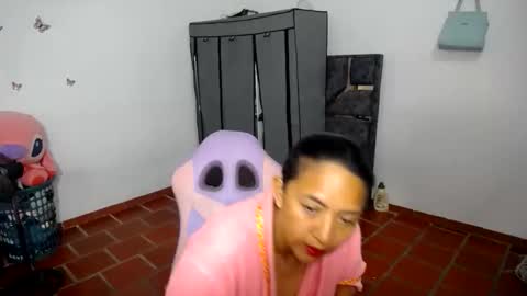 daleska_delicious1 online show from May 10, 3:01 am