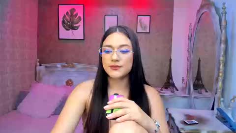 Snapshot of dali_collin chatting on September 19, 3:24 pm dali_collin online show from September 19, 3:24 pm