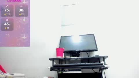 Snapshot of dalia_2 chatting on December 22, 3:22 am  Ren  online show from December 22, 3:22 am