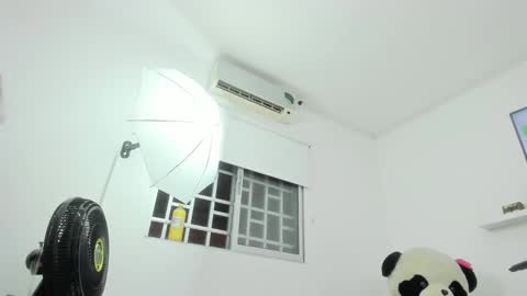 Snapshot of dalia_2 chatting on September 28, 1:33 am  Ren  online show from September 28, 1:33 am