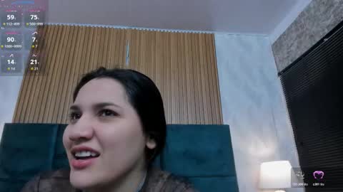 Snapshot of dalia_alissa chatting on February 25, 12:15 pm Violeta online show from February 25, 12:15 pm