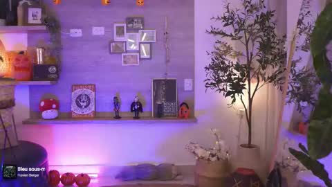 Snapshot of dalia_morgan chatting on October 15, 8:31 pm Dalia Morgan online show from October 15, 8:31 pm
