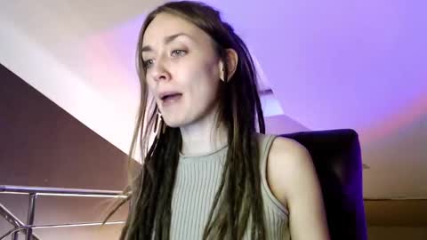 Snapshot of dalia_peach chatting on December 2, 10:07 am Dalia online show from December 2, 10:07 am