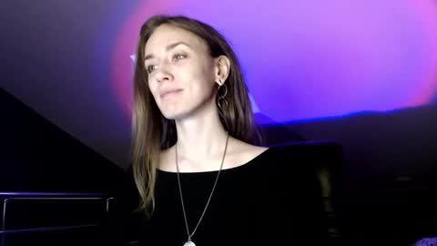 Snapshot of dalia_peach chatting on December 11, 10:14 am Dalia online show from December 11, 10:14 am