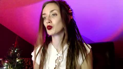 Snapshot of dalia_peach chatting on December 26, 1:32 pm Dalia online show from December 26, 1:32 pm