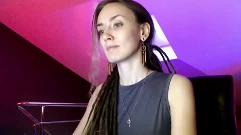 Snapshot of dalia_peach chatting on January 5, 10:10 am Dalia online show from January 5, 10:10 am