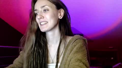 Snapshot of dalia_peach chatting on January 16, 1:14 pm Dalia online show from January 16, 1:14 pm