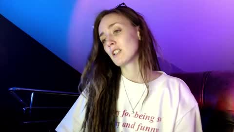 Snapshot of dalia_peach chatting on January 19, 1:44 pm Dalia online show from January 19, 1:44 pm