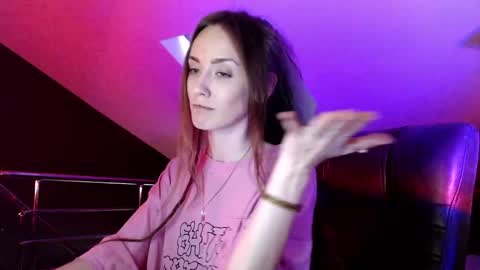Snapshot of dalia_peach chatting on January 25, 1:30 pm Dalia online show from January 25, 1:30 pm