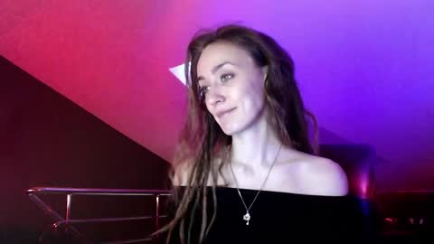 Snapshot of dalia_peach chatting on February 2, 9:19 am Dalia online show from February 2, 9:19 am