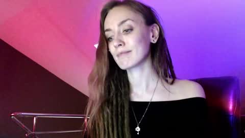 Snapshot of dalia_peach chatting on February 2, 12:24 pm Dalia online show from February 2, 12:24 pm