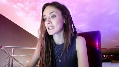 Snapshot of dalia_peach chatting on February 13, 1:15 pm Dalia online show from February 13, 1:15 pm