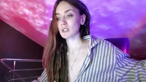 Snapshot of dalia_peach chatting on February 24, 1:21 pm Dalia online show from February 24, 1:21 pm