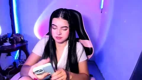 Snapshot of daliaapril22 chatting on March 22, 3:21 am Dalia April online show from March 22, 3:21 am