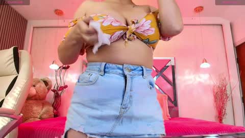 Snapshot of daliia_ chatting on February 4, 12:33 pm Daliia online show from February 4, 12:33 pm
