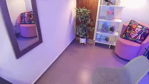 Dalila  online show from December 19, 6:26 pm