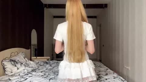 Gi online show from August 5, 3:26 pm