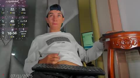 Dallen Grant online show from November 7, 1:33 pm