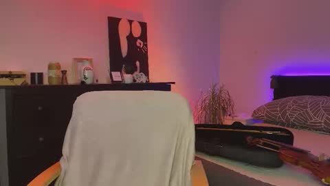 dalmatian_girl online show from February 23, 7:22 pm