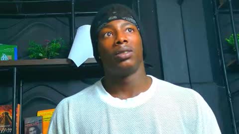 Snapshot of dalton_asher chatting on October 5, 10:57 am dalton_asher online show from October 5, 10:57 am