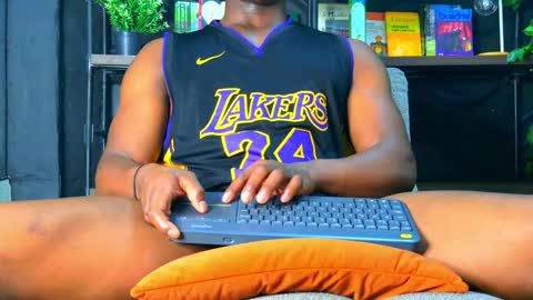 Snapshot of dalton_asher chatting on November 11, 5:51 am dalton_asher online show from November 11, 5:51 am