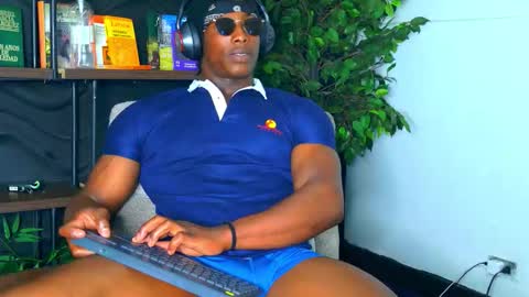 Snapshot of dalton_asher chatting on November 22, 8:08 pm dalton_asher online show from November 22, 8:08 pm