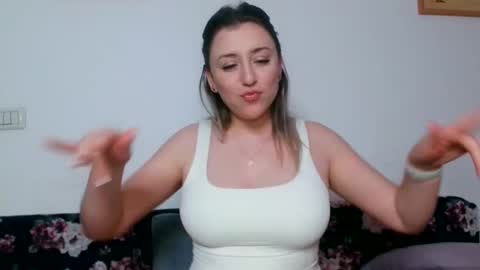 Maria online show from May 8, 8:58 pm