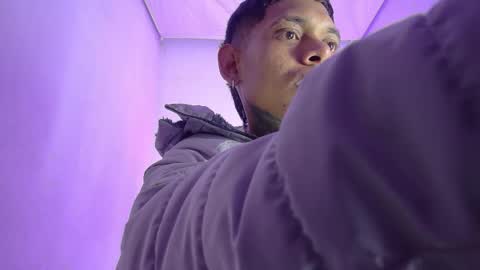 damar_felipe online show from December 5, 7:50 am