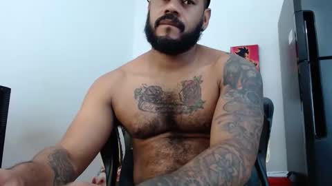 Snapshot of damian64436171 chatting on January 19, 1:31 am damian64436171 online show from January 19, 1:31 am