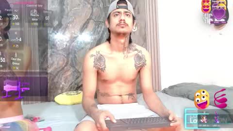 Snapshot of damian_and_camerum chatting on March 29, 3:28 am damian_and_camerum online show from March 29, 3:28 am