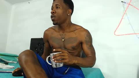 damian_hart_24cm online show from March 3, 3:45 am