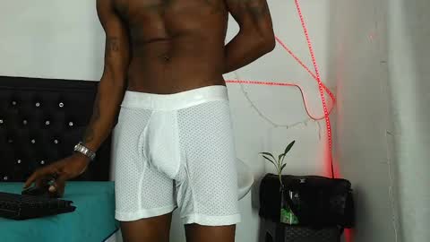 damian_hart_24cm online show from March 18, 12:08 pm